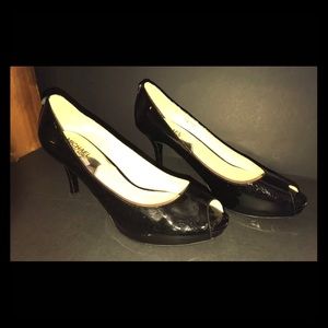 Michael Kors heels open toe Great Used Condition